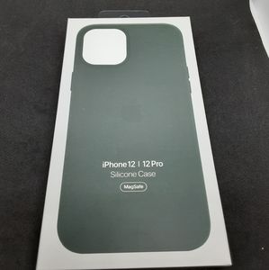 iPhone 12 Silicone Case With MagSafe